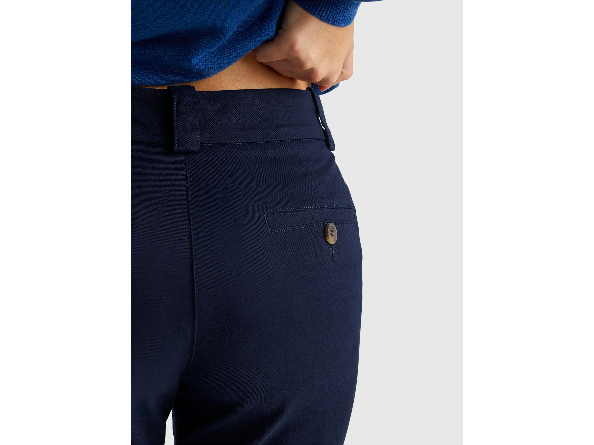 TROUSERS Mulher image number 4